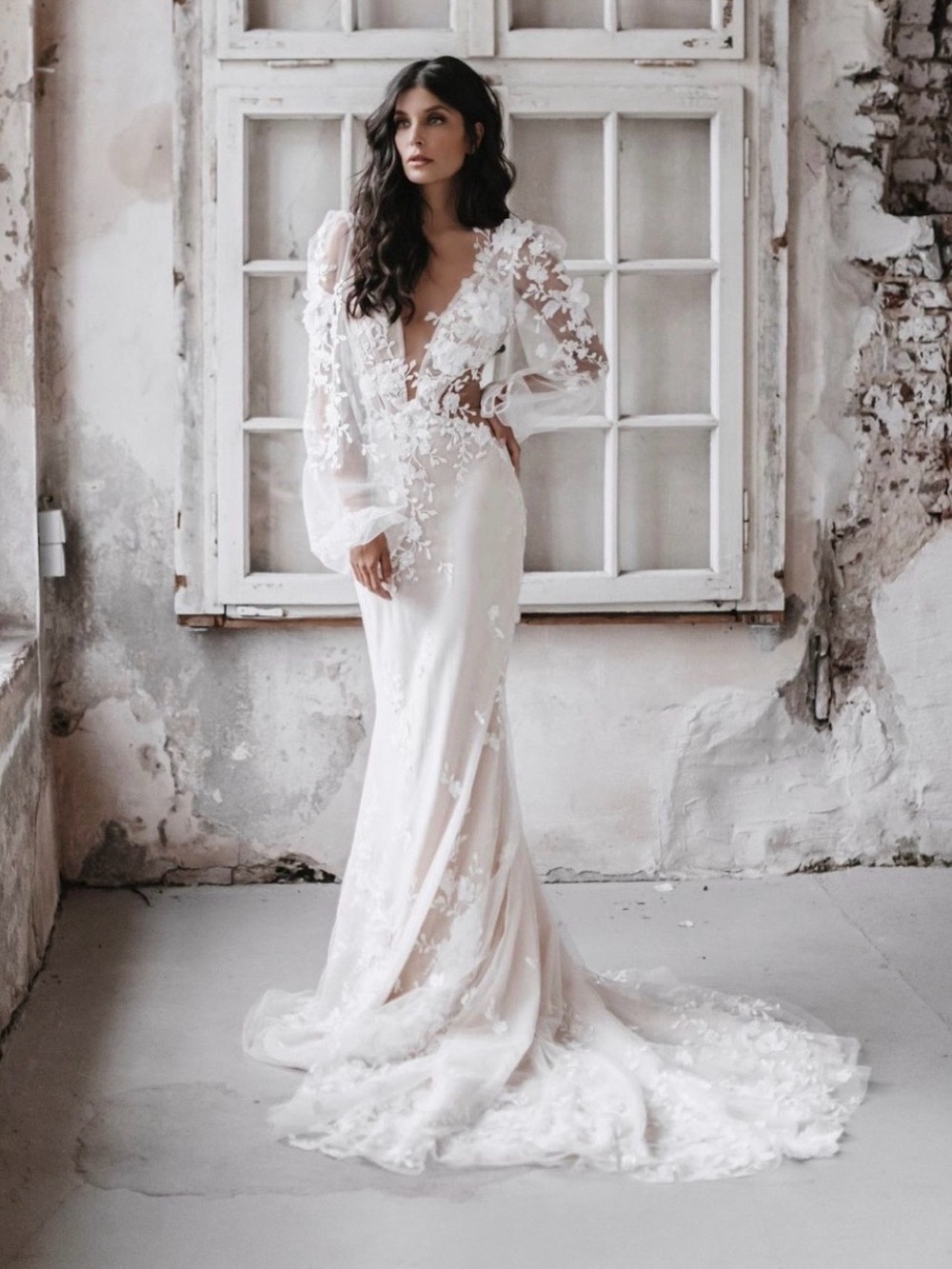 Galia GALA Brand New Sample Gown
